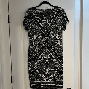 Maggy London Black and White Patterned Midi Dress
